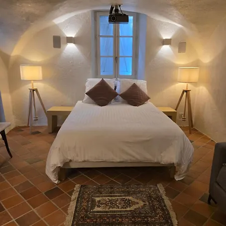 La Voute Noble ホームステイ Saint-Saturnin