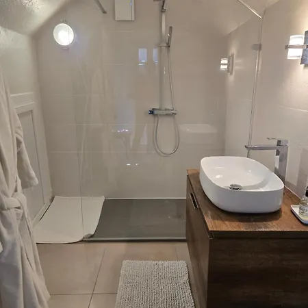 Rum i privatbostad La Voute Noble